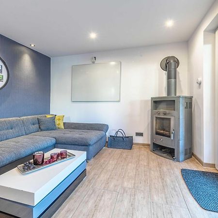 Ferienhaus Charlotta Mit Terrasse Waren  Dış mekan fotoğraf
